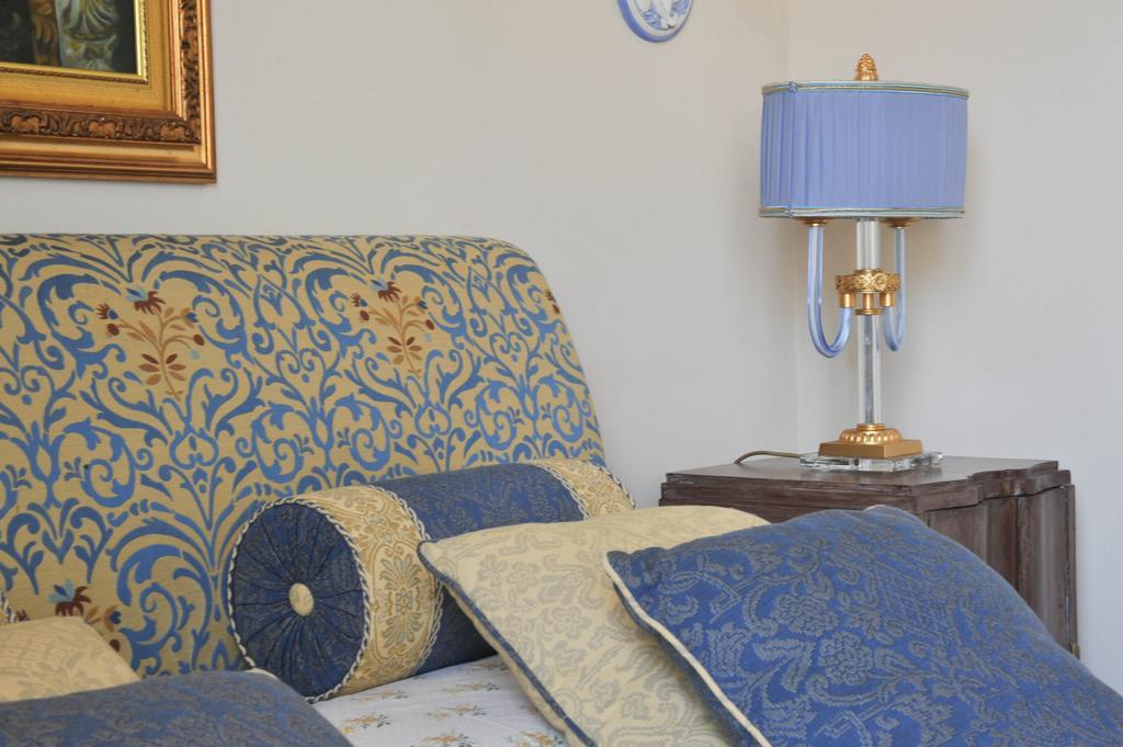 Villa Ai Cedri Bed And Breakfast Sommacampagna Δωμάτιο φωτογραφία