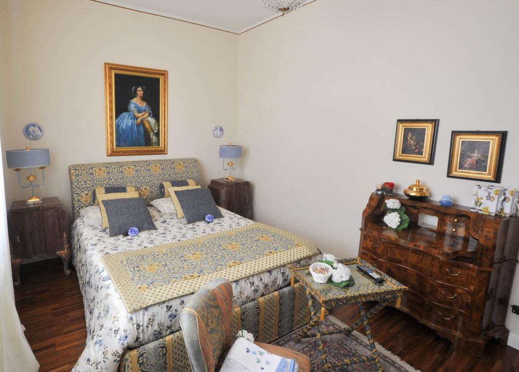 Villa Ai Cedri Bed And Breakfast Sommacampagna Δωμάτιο φωτογραφία